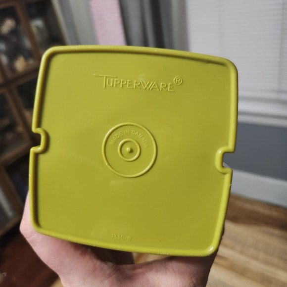 Tupperware Small Pick-A-Deli Pickle Keeper Olice Green Lid Insert 3 pc - Picture 3 of 6